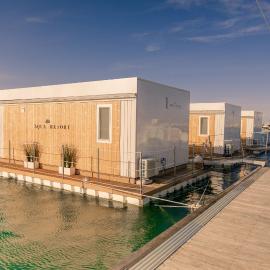 AQUA RESORT GIULIANOVA - Houseboat Experience, hotel a Giulianova