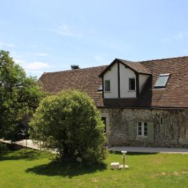 Les Mandarins, hotel u gradu Baladou