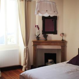 Chez Juliette Maison Gite Hôtel, hotel in Rontignon
