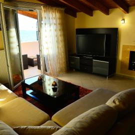 Sea Side Apartment Plataria