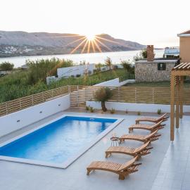 Villa Belveder, hotel i Pag
