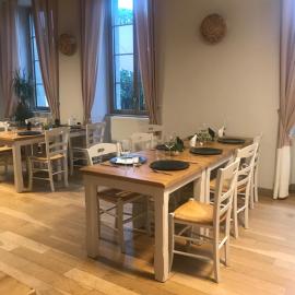 Auberge de la fontaine aux loups, מלון בSaint-Sulpice-le-Dunois