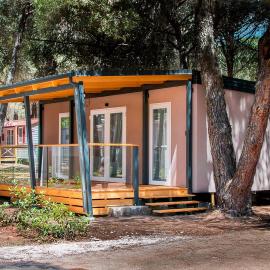 Lux Camp Bi Village, Mobile home Villa Buba, hotel in Fažana