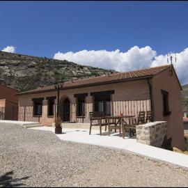 Apartamentos Barrena, Hotel in Albarracín