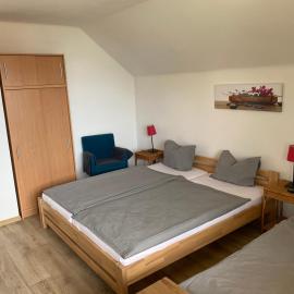 Ubytování U Kloučků v Potvorově, hotel in Potvorov