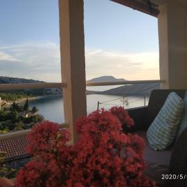 Apartment love Cvita,amazing sea view, hotel in Lukovo