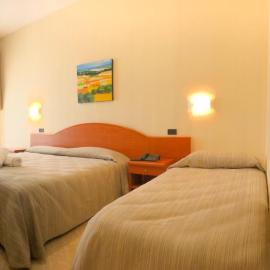 Hotel Mille Pini, hotel u gradu 'Ginosa Marina'