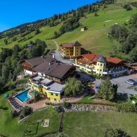 Viesnīca Eggerhof mit Panorama Aussicht, inklusive Verwöhnpension und Joker Card pilsētā Zālbaha-Hinterglemma