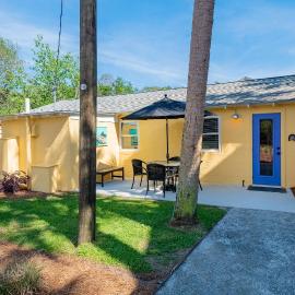 Folly Vacation Laid Back Casual Beach Bungalow 209-B, hotel a Folly Beach