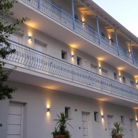 Akrotiri, hotell i Vasiliki