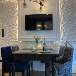 Family & Business Sauna Apartments No 6 Leśny nad Zalewem Cedzyna - 1 Bedroom with Private Sauna, Terrace, Parking, Catering Options, ξενοδοχείο σε Kielce