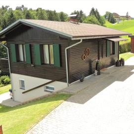 Auszeithäuserl – hotel w mieście Oberhaag