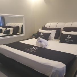 Spat Business Holon, hotel em H̱olon