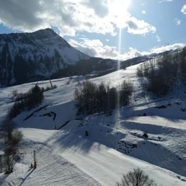 Corbier centre Vostok 32m2 balcon Sud vue pistes Tourisme 2 étoiles, hotel a Le Corbier