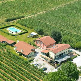 Agriturismo Lizzarola, hotel in Peschiera del Garda