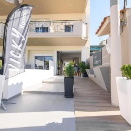 Vicky Rooms, hotel in Paralia Dionysiou