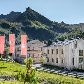 Hotel Jagdschloss Resort, hotel sa Kühtai