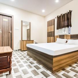 Hotel Vivek – hotel w mieście Patna