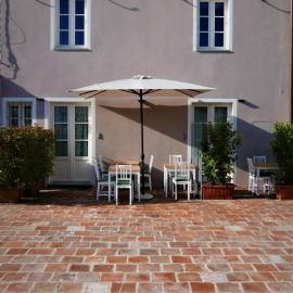 Il Tiglio Jacuzzi&Sauna, Hotel in Lucca