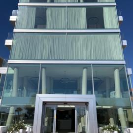 Hotel Commodore, hotel Cerviában