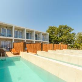 Belussi Exclusive Suites, hotel in Kipseli