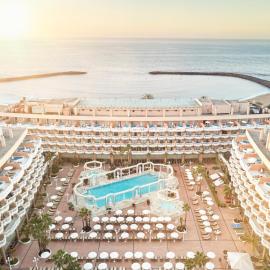 Hotel Cleopatra Palace, hótel á Amerísku ströndinni