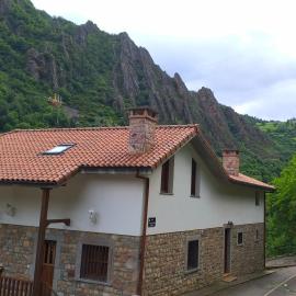 CASA FELISA, hotel a Pola de Somiedo
