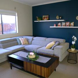 6 Bedrooms Contemporary Big House at Pakenhem, hotel a Pakenham