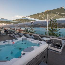 Mouikis Hotel Kefalonia, hôtel à Argostóli