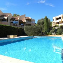Studio avec piscine, proche plages