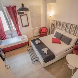 Galleria Rooms & Apartments Smart Stay nel cuore di Frascati, viešbutis mieste Fraskatis