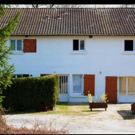 Gite de Grigny, hotel v destinácii Éclaires