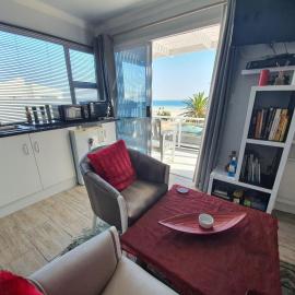 Atlantic Studio - Compact unit with Sea Views, מלון במלקבוסטראנד