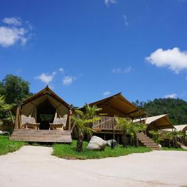 Glamping Can Bora Lodges, hotell i Las Serras