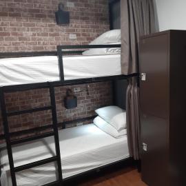 Quiet Hostel - Minquan Inn, hótel í Tainan