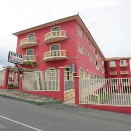 Hotel e Restaurante Champagne, hotel i Campo Belo