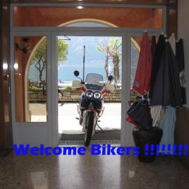 Brenzone sul Garda में, होटल Piccolo Hotel Direkt am See