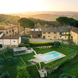 Fattoria Le Fonti, Hotel in Poggibonsi