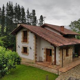 Casa el Viñadal, hotel a Arguebanes