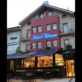 Hotel Aitana, khách sạn ở Irún