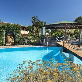 Relais Fenicottero Rosa, hotel in Porto San Paolo