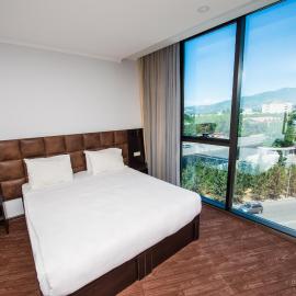 Hotel Shine Palace, hotel v destinaci Tbilisi City