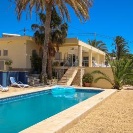 Gorgeous Home In El Campello, hotel in El Campello