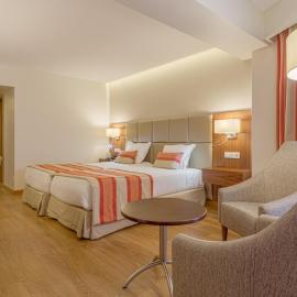 Hotel Cinquentenario & Conference Center, khách sạn ở Fátima