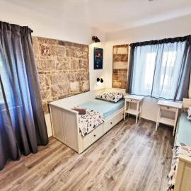 CroBeauty Villa, khách sạn ở Split
