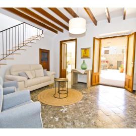 Casa Pou davall 30