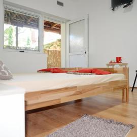 Rooms Maša, hotel in Palić