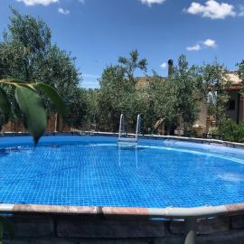 La casetta degli ulivi con piscina