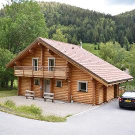 La Bresse Lodge Chalet en rondins climatisé, hotel in La Bresse