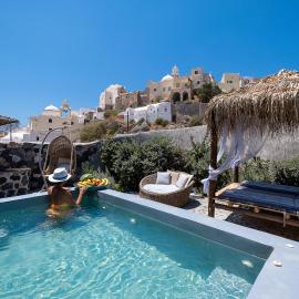 Rock Villas Complex - Castle View Villa - Jacuzzi & Pool, hotel in Emporio Santorini